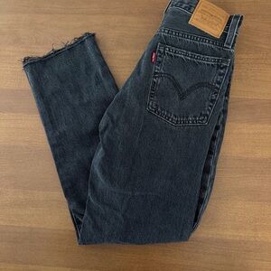 Levi's Premium Wedgie Straight Jeans – Size 24 – Black Wash Button Fly Denim